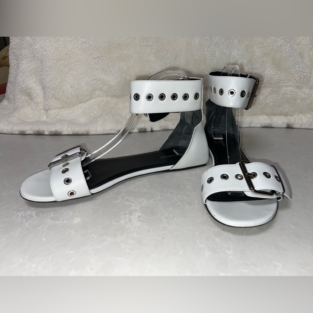 EUC Balenciaga Belt Flat Ankle Strap Sandal. Size 39 - Picture 5 of 12
